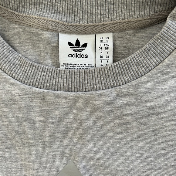 Adidas. Size Small. Grey Crewneck Sweatshirt. - Picture 3 of 3